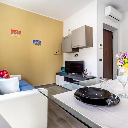 Urban Style Apartments- Tra E Centro Citta - Wifi Ac