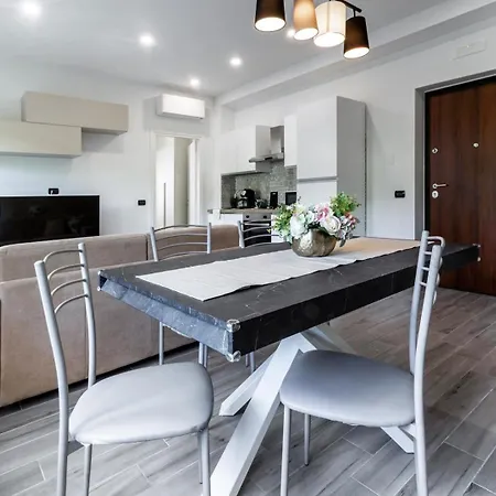 Urban Style Apartments- Tra E Centro Citta - Wifi Ac * Como